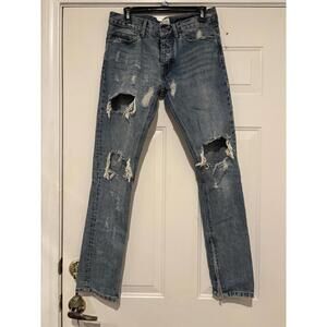 Fear of God distressed men's jeans 32 x 30 #1495